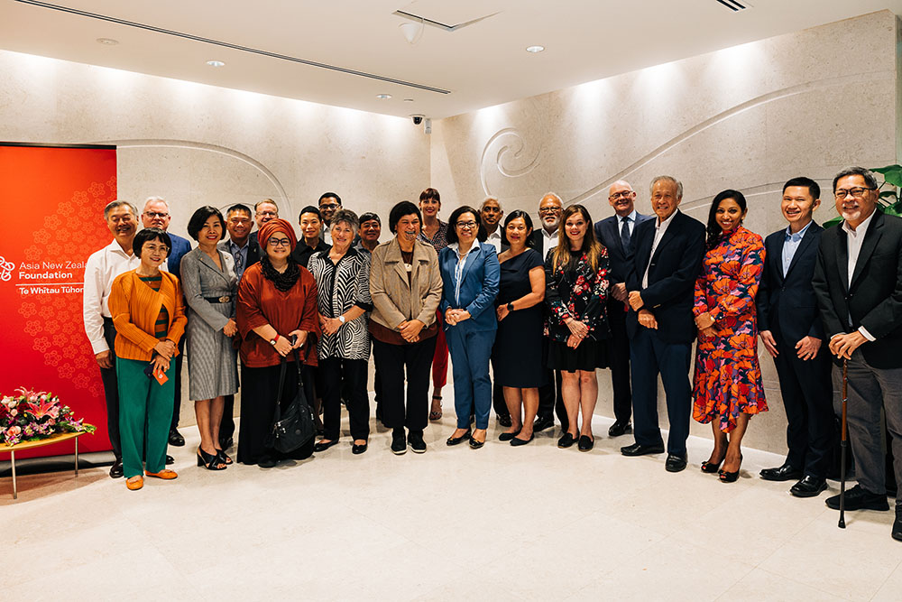 A group photo of about 25 people made up of Foundation Honorary Advisers, Foundation staff and board members and Minister of Foreign Affairs Nanaia Mahuta